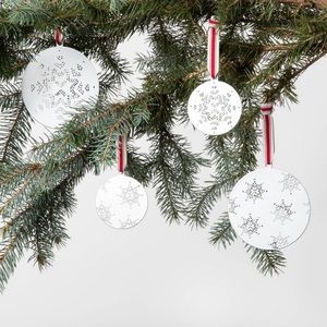 40pcs RETIRED Hearth & Hand Metal Round Snowflake Christmas Ornaments 130 VALUE